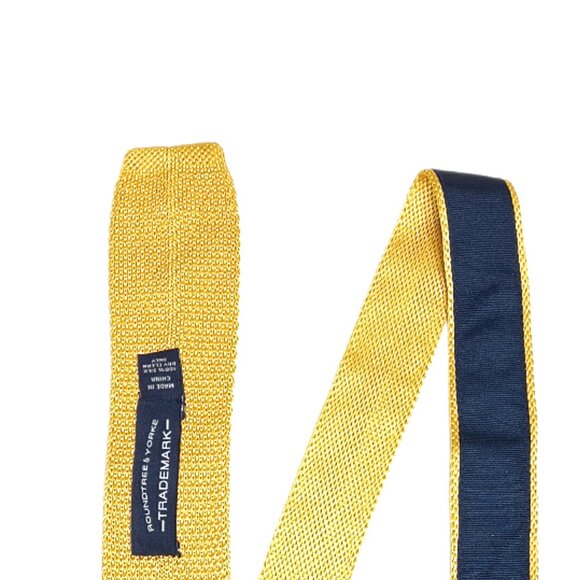 Roundtree & Yorke Silk Tie Men’s 60.5” Gold Blue Dot Woven Square Skinny New - Picture 4 of 4